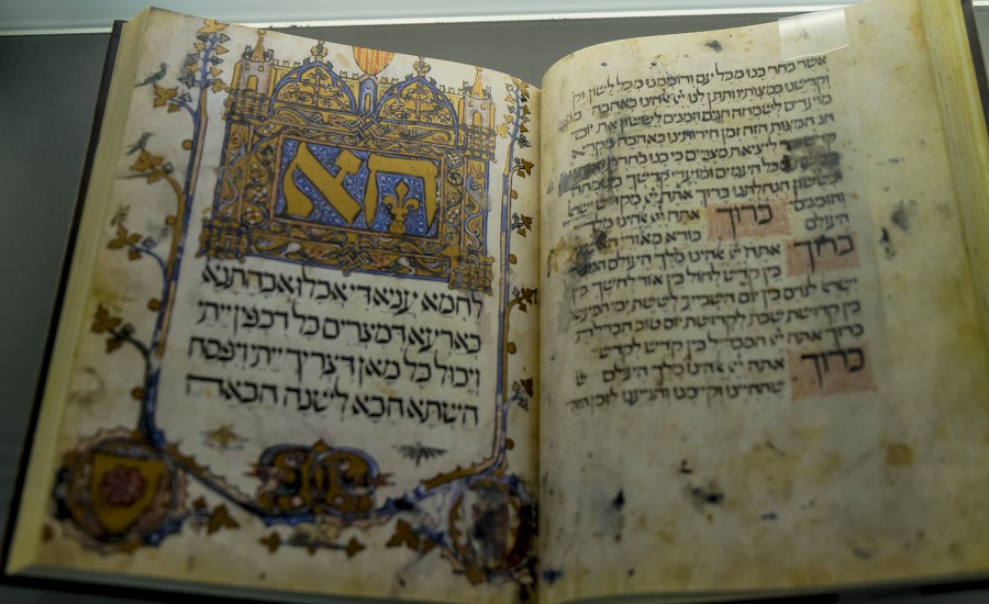 Facsímil de la Hagadá de Sarajevo. Barcelona