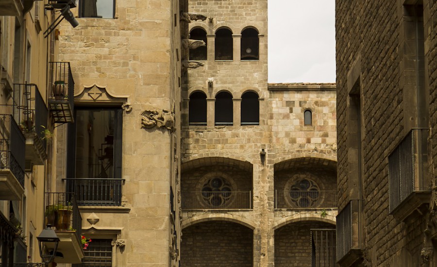 Plaça del Rei desde la calle del Veguer. Barcelona