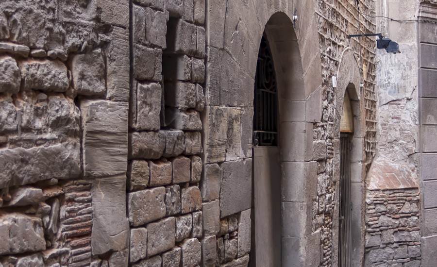 Calle Marlet esquina Sant Domènech del Call. Barcelona