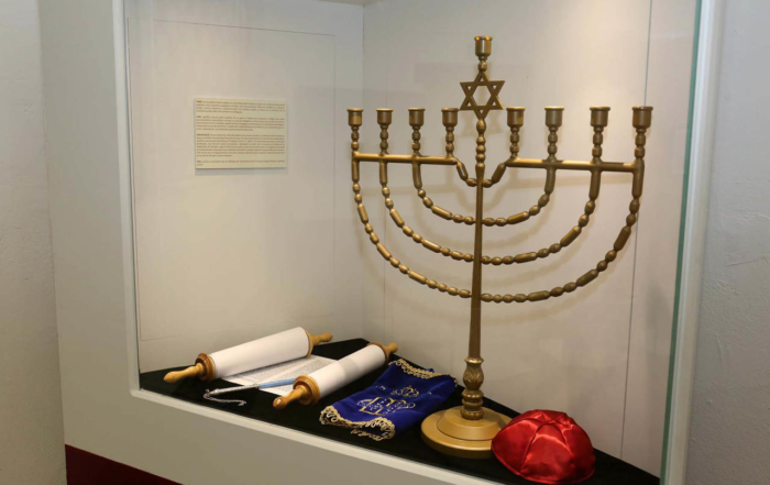 Se inaugura en León el Centro de Interpretación de las Tres Culturas | Red de Juderías de España Caminos de Sefarad