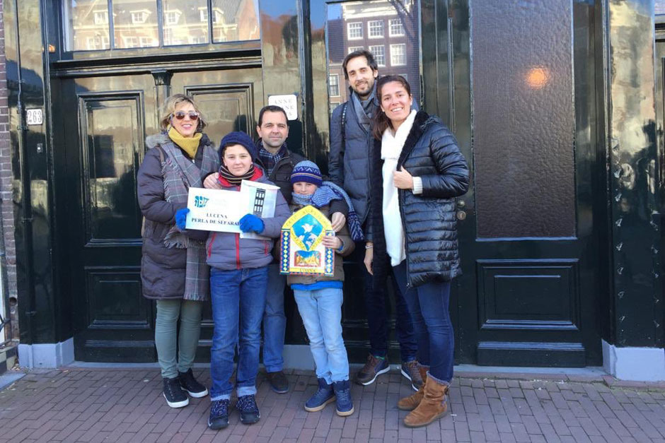 El ganador del concurso de microrrelatos visita la casa de Ana Frank | Red de Juderías de España