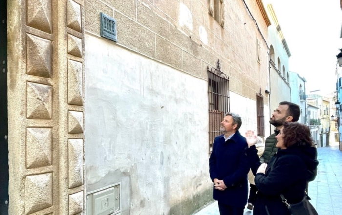 Descubrimiento en Cáceres de la placa del Premio Hispania Nostra a la Red de Juderías de España