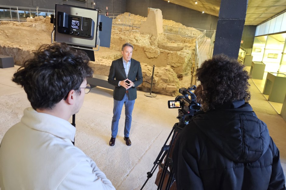 “Shalom” de RTVE se desplazó a Lorca para grabar un episodio dedicado al legado sefardí de la ciudad | Red de Juderías de España