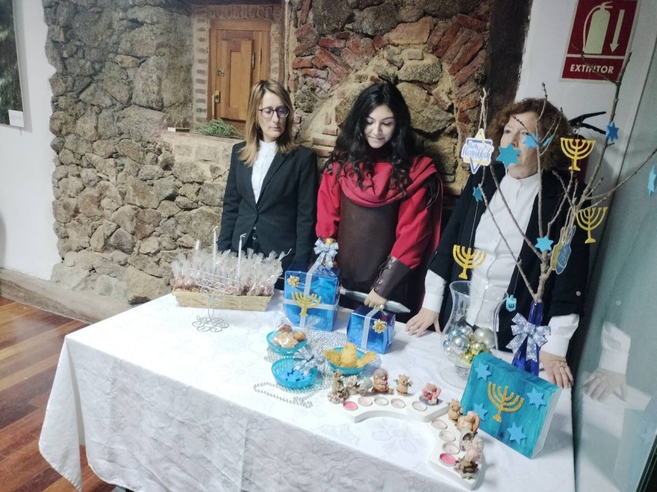 Así fue la Celebración de Janucá en Béjar y Segovia | Red de Juderías de España